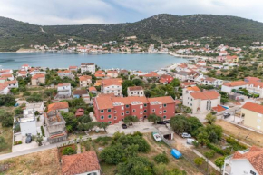 Apartments with a swimming pool Vinisce, Trogir - 22873